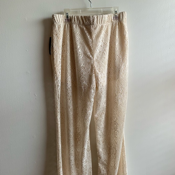 Netted Pants - Picture 2 of 3